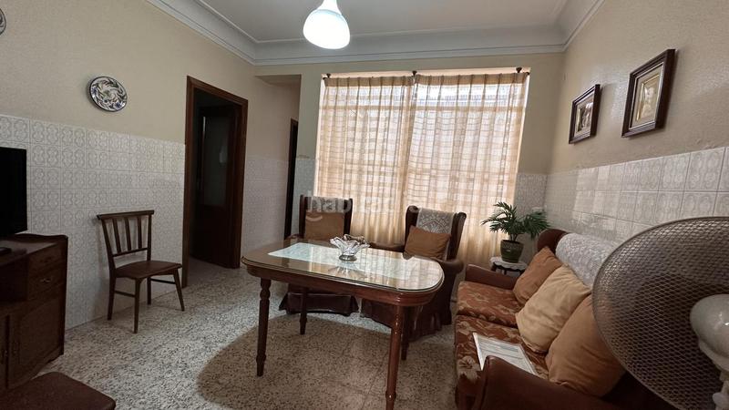 Foto e7d9a1a4-8954-4c58-b86c-d2d5dc23bfb3. Casa en venta casa con amplia cochera en zona san jose en Almendralejo
