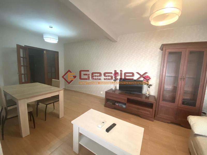 Foto 495780d1-7d9b-4715-b3ea-c81e6f935486. Alquiler piso en alquiler piso zona ayuntamiento en Almendralejo