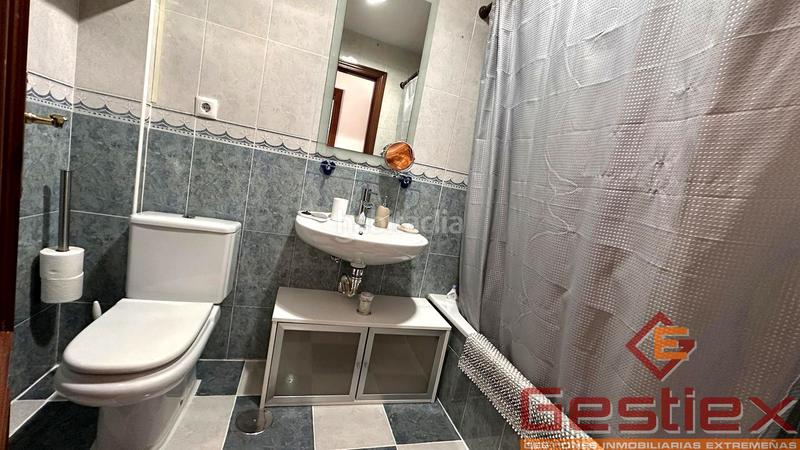 Foto 1ef03fe4-f664-499e-bf63-124b1a148c2b. Piso se vende piso en buena zona con trastero en Almendralejo