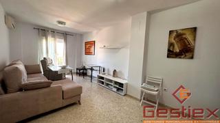 Appartement à Almendralejo. Se vende piso en buena zona con trastero