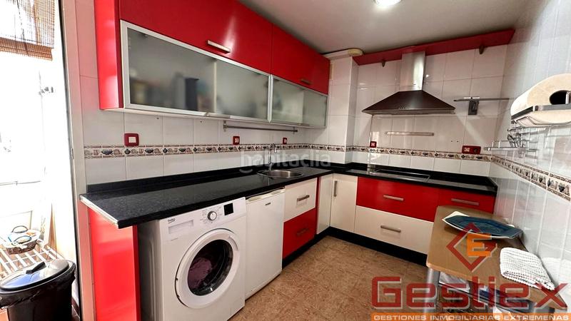 Foto 5856d917-ff1e-430e-88b6-de6a4ccec050. Piso se vende piso en buena zona con trastero en Almendralejo