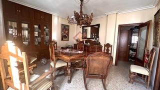 Etagenwohnung in Almendralejo. En venta piso amplio zona centro comercial
