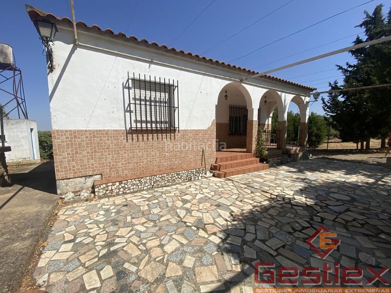 Foto c4ea8074-dc4b-4472-8664-68832d7e9070. Casa a Almendralejo