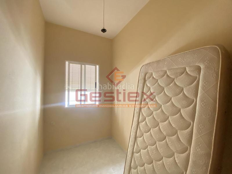 Foto 2d225f27-f3a3-4550-b119-30163c06817a. Lloguer pis a Almendralejo