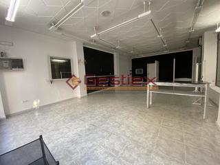 Lloguer Local Comercial  Bailén. En alquiler local cercano a la plaza del mercado