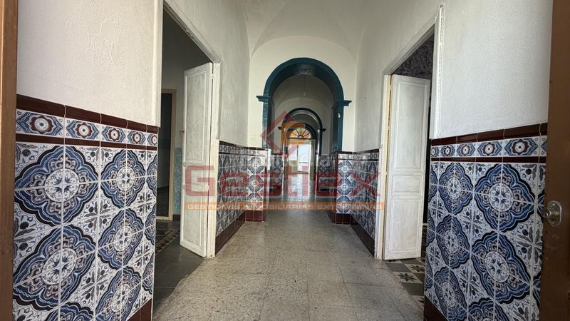 Foto ebc83aa5-aa30-4fda-83c7-464a750eae58. Casa a Almendralejo