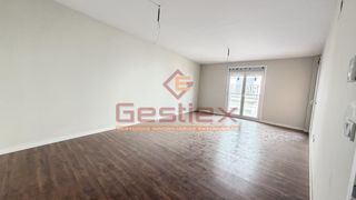 Etagenwohnung in Almendralejo. En venta espacioso piso en pleno centro comercial