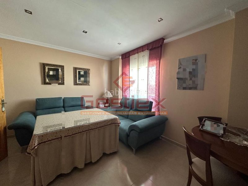 Foto d732d864-0b8b-4571-9a11-acdce7adbd52. Pis amb aparcament a Almendralejo