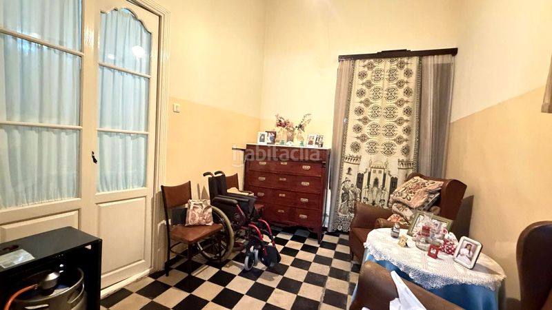 Foto 8a7b4471-425e-46a2-8950-fd54bdeb71a8. Casa a Almendralejo