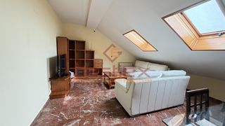 Rent Flat in Almendralejo. En alquiler piso ático en centro comercial