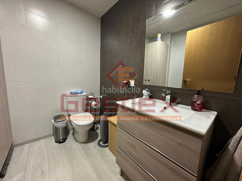 Foto aebe370a-11cb-4e77-83c3-8f0aa51a17ea. Pis a Almendralejo