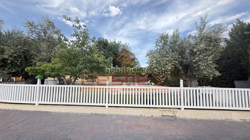 Foto 823258a9-9efb-4d29-8038-59c82eb4328b. Casa a Almendralejo