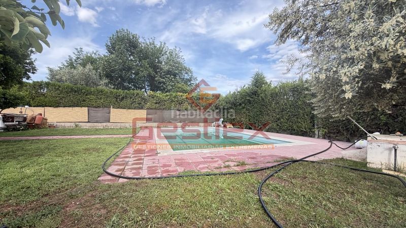 Foto cfdb6c28-ab34-41cf-afae-ca034c60c3bf. Casa a Almendralejo