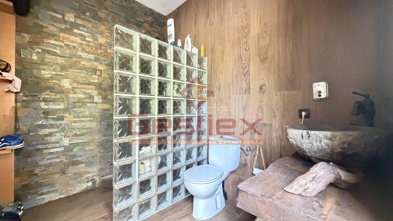 Foto d72a8304-6b18-45f2-8418-014e8a3244b2. Casa a Almendralejo