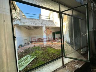 Haus in Almendralejo. En venta casasolar entera cerca colegio san antonio