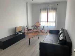 Lloguer Pis a Almendralejo. En alquiler piso coqueto zona polideportivo