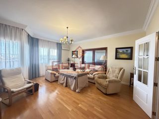 Flat in Almendralejo. Se vende magnifica vivienda de 225 metros en pleno centro