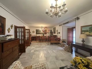 Erdgeschoss in Almendralejo. En venta espectacular piso bajo en plena plaza de españa  almend