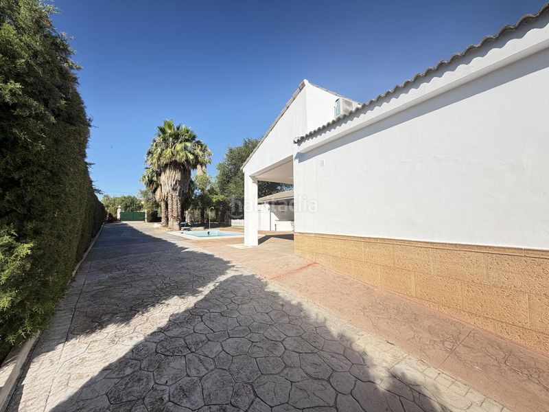Foto 93dfad93-d932-4b53-9425-8c45893f5731. Casa a Almendralejo