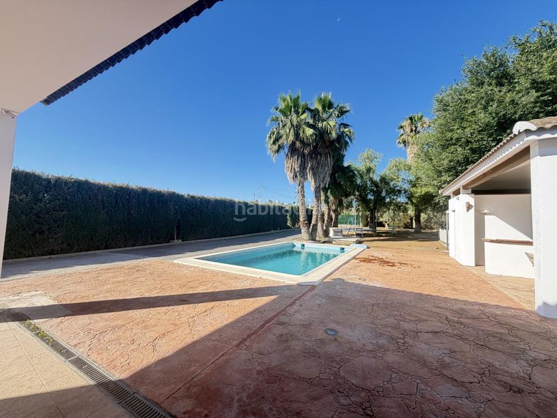 Foto cb21da88-06f5-4a2f-b08a-78d59fc38ffd. Casa a Almendralejo