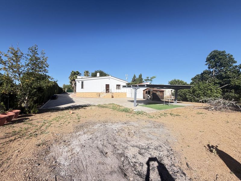 Foto f33dcd16-9d25-48b1-82d5-4ab6c80fff34. Casa a Almendralejo