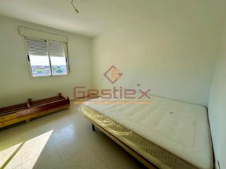 Miete Etagenwohnung in Almendralejo. En alquiler piso en carretera sevilla