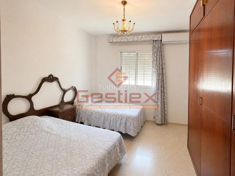 Foto b62c0bed-d34b-4cce-910d-0c5b8ed15bef. Dúplex a Almendralejo