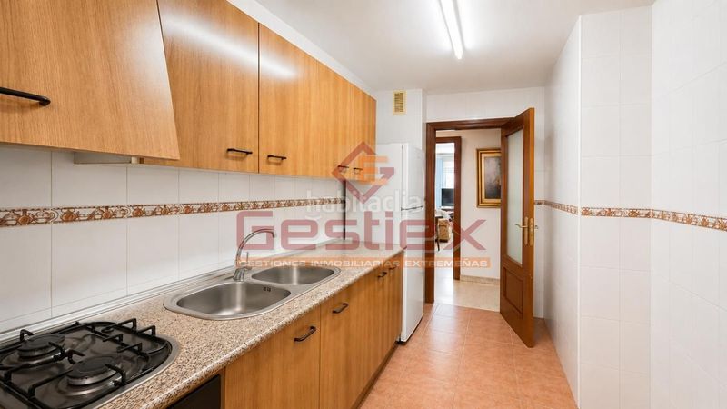 Foto b9f48ddf-3554-4724-8454-6d87047b6307. Dúplex a Almendralejo