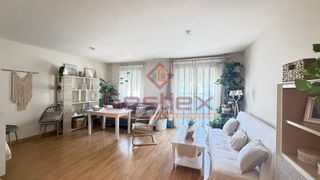 Pis a Almendralejo. En venta piso moderno con garaje y trastero proximo a calle meri