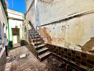 Casa a Almendralejo. En venta casa para rehabilitar en zona santa clara