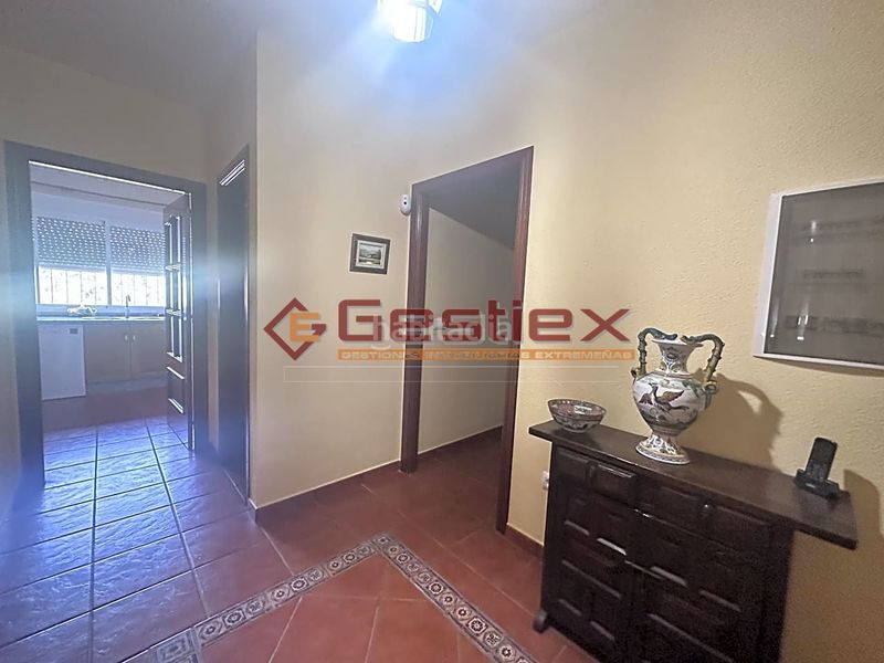 Foto 4a0e3946-95ba-4b88-9025-7f8fb95a73fa. Casa amb piscina a Almendralejo