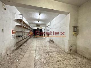 Local commercial  De san antonio. En venta local en avda san antonio