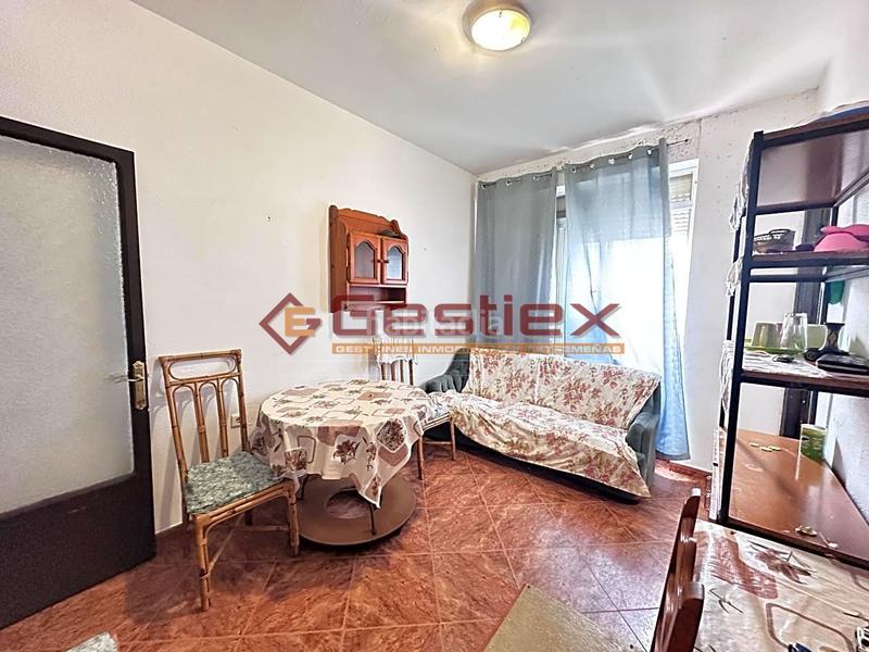 Foto 12310b48-69bb-47c1-ba6d-e159980c87dc. Piso  economico en venta zona centro !! en Almendralejo