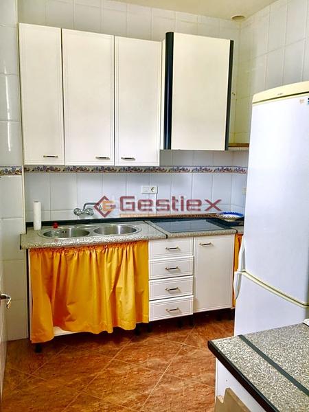 Foto 4a5da38d-079a-40cf-99a2-e0efbc2ff381. Piso  economico en venta zona centro !! en Almendralejo