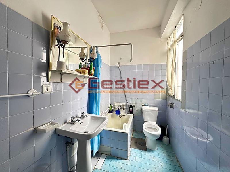 Foto c19bcd93-a096-412d-80aa-69fe52efa652. Piso  economico en venta zona centro !! en Almendralejo