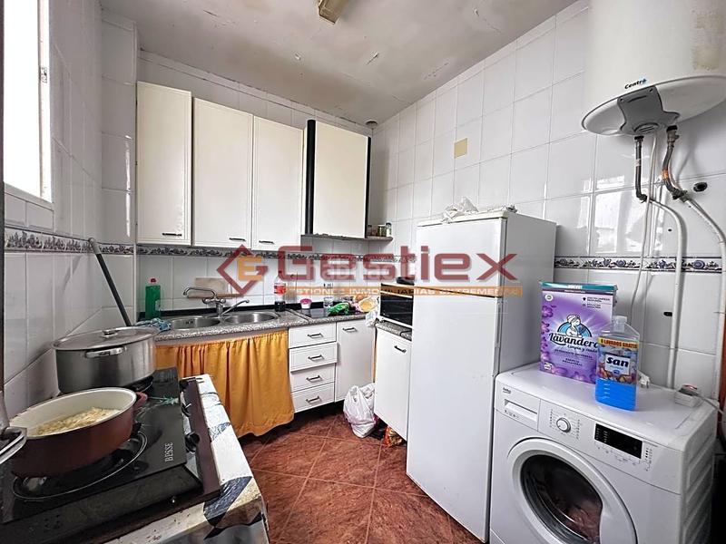 Foto fb30f13a-0720-4e7d-a916-b7af45df5c3a. Piso  economico en venta zona centro !! en Almendralejo