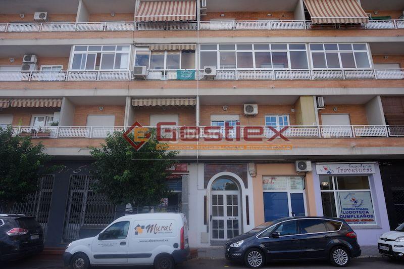 Foto 4f8f3e2a-49f7-40d5-8211-19f6d1b57335. Duplex dans Almendralejo