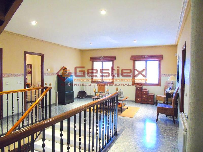 Foto ef17f13b-e332-4a3c-8ef5-bac810712a51. Casa adossada amb calefacció aparcament piscina a Almendralejo