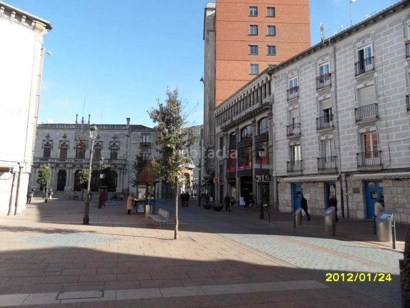 Foto 95ec0509-fae4-4267-a040-95e941ee86bc. Oficina amb calefacció a Casco Antiguo Burgos