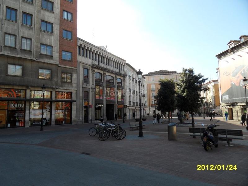 Foto fd47b5f3-dec2-45c7-841b-cfecdb61748c. Ufficio con riscaldamento in Casco Antiguo Burgos