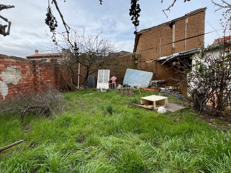 Foto a4860c20-5b90-4f07-aa4f-4b256573442e. Casa aparellada a Melgar de Fernamental