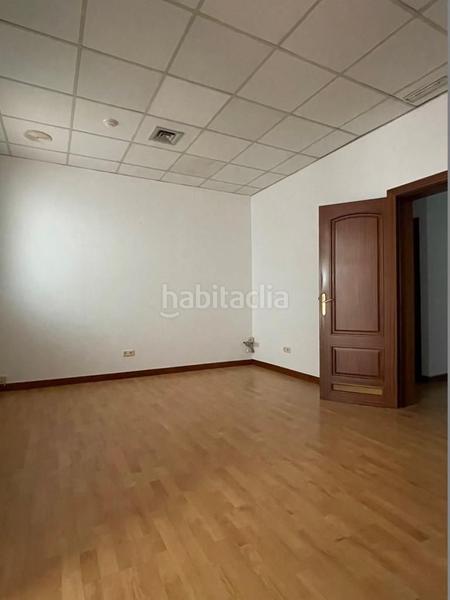 Foto ee09da67-7799-4a75-aea1-b8d6cb3b879e. Rent office space in calle de santander 3 in Casco Antiguo Burgos