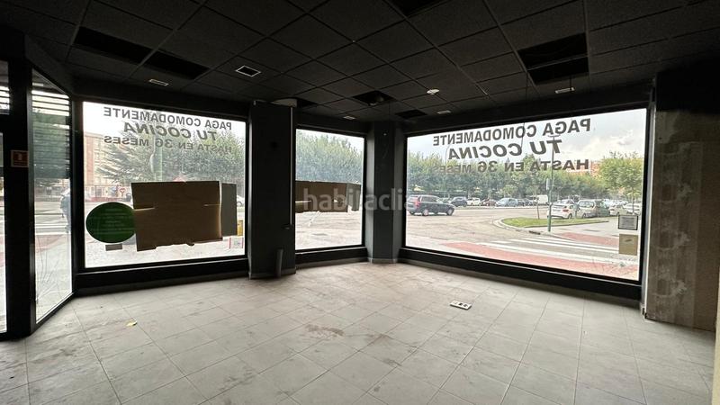 Foto a62c7f63-0182-4def-a0b4-8c3d279ab672. Local comercial a avenida cantabria 67 a Los Vadillos - R. Sanitaria - Pozanos Burgos
