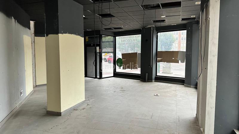 Foto e7689a84-dc0c-426b-aa7c-33aa2aa1c3f8. Local comercial a avenida cantabria 67 a Los Vadillos - R. Sanitaria - Pozanos Burgos