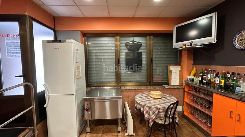 Foto dbee1876-d80d-403f-ba27-daea1fee9971. Locale commerciale con riscaldamento in Los Vadillos - R. Sanitaria - Pozanos Burgos