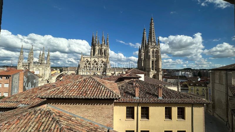 Foto ad08580d-fd06-4718-9596-4c9fc79aa231. Pis amb calefacció a Casco Antiguo Burgos