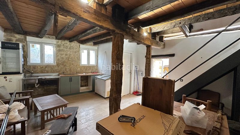 Foto 10ac581f-59fa-44f9-b54f-b0a0dd9db4de. Casa amb xemeneia calefacció aparcament a Castrojeriz