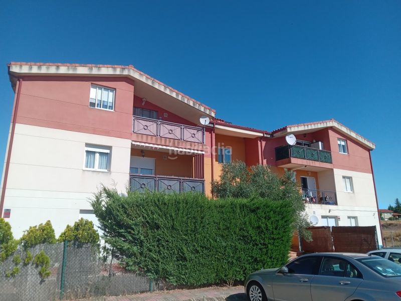 Foto 29df1e6a-b956-44ff-9fd3-389f07236249. Apartament amb calefacció a Valdorros