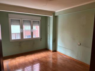 Pis  Calle león xiii. Se vende piso centrico en gijon
