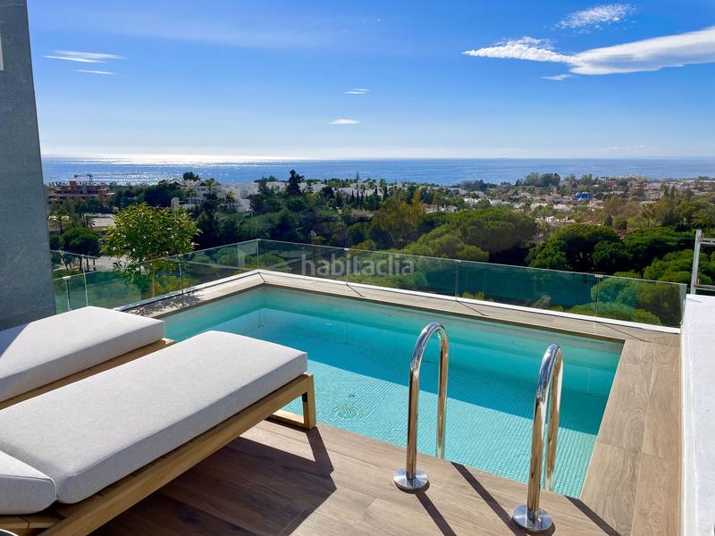 Foto 9911c814-9e1c-46ab-b9d8-b818eef6adfd. Casa a schiera in Río Real Marbella